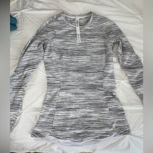 Lululemon never worn before long sleeve size 2